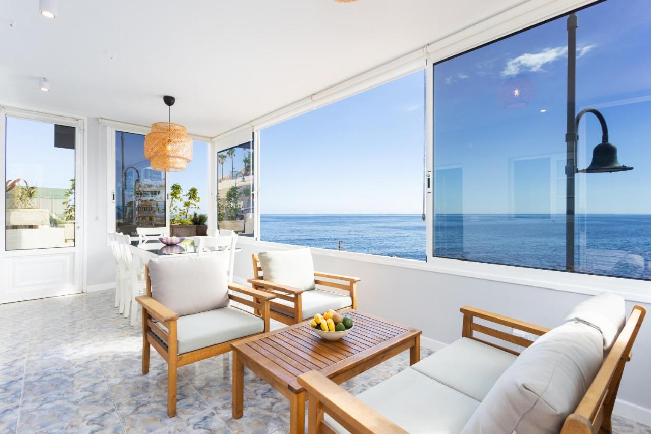 Home2Book Stunning Beachfront House With Sea Views กันเดลาเรีย ภายนอก รูปภาพ